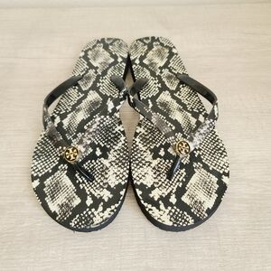 NWOT Tory Burch Snake Print Flip Flops Size 9